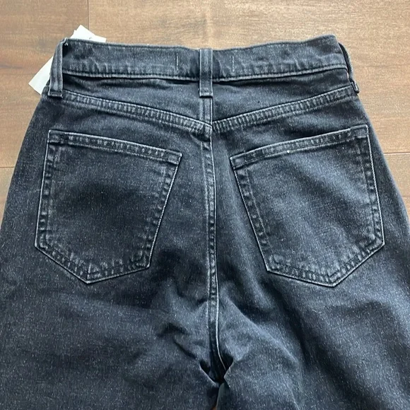 Abercrombie Curve Love Ultra High Rise Ankle Straight Jeans - Picture 5 of 6